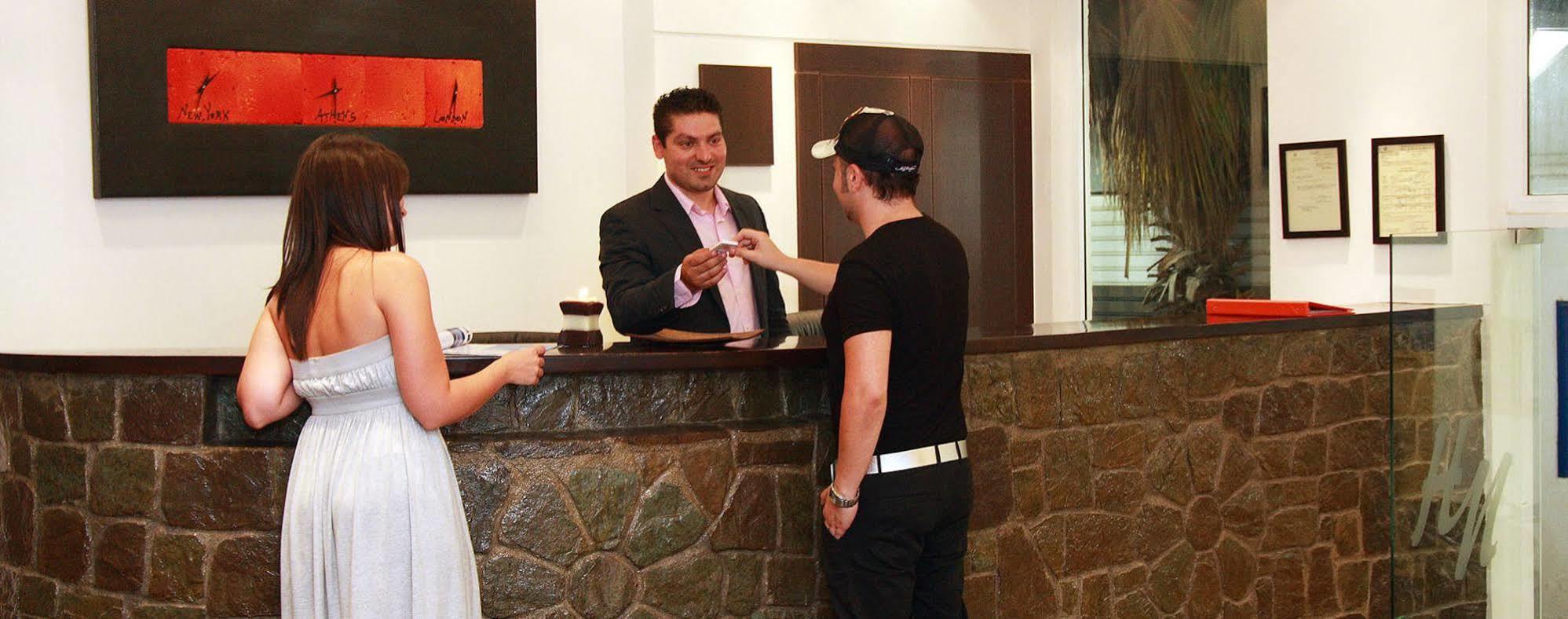 Nancy Hotel Hersonissos  Bagian luar foto