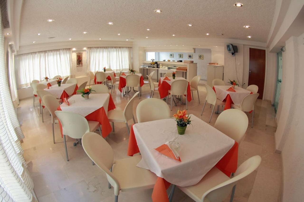 Nancy Hotel Hersonissos  Bagian luar foto