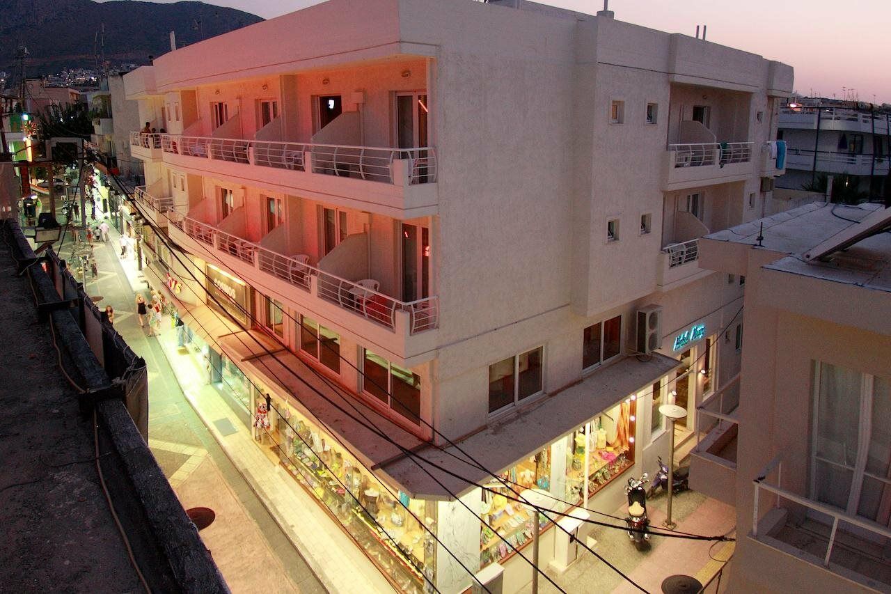 Nancy Hotel Hersonissos  Bagian luar foto